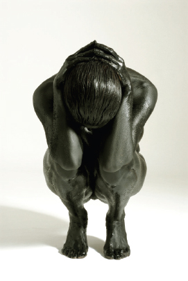 donna dipinta di nero